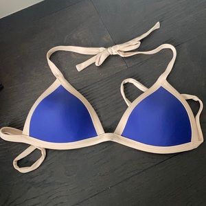 Body glove XS/S bikini top.